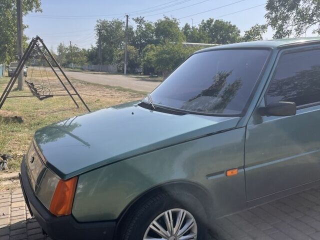 Зелений ЗАЗ 1102 Таврія, об'ємом двигуна 1.2 л та пробігом 71 тис. км за 2400 $, фото 2 на Automoto.ua