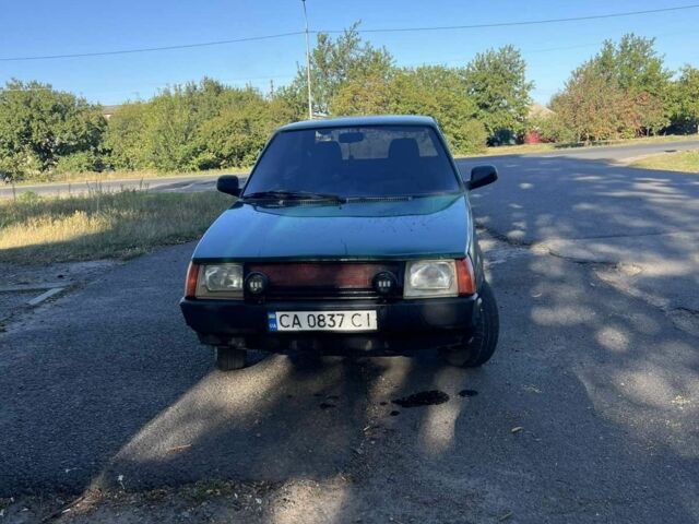 Зеленый ЗАЗ 1102 Таврия, объемом двигателя 1.1 л и пробегом 160 тыс. км за 900 $, фото 7 на Automoto.ua
