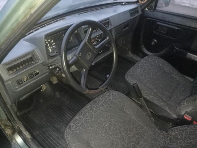 Зелений ЗАЗ 1102 Таврія, об'ємом двигуна 1.2 л та пробігом 150 тис. км за 850 $, фото 5 на Automoto.ua