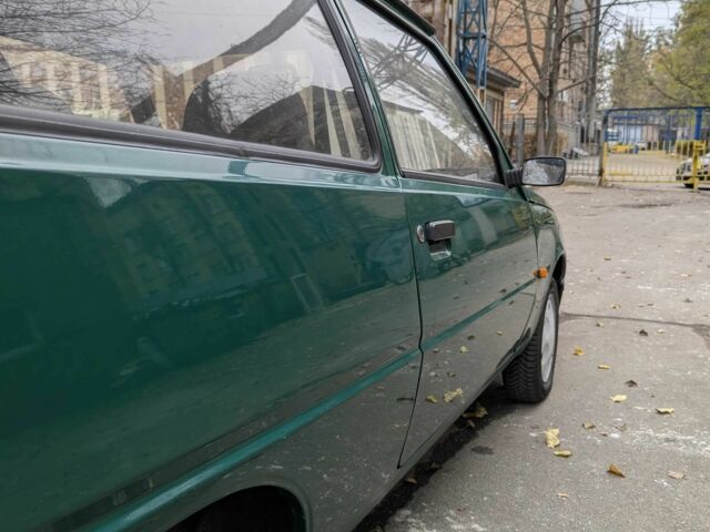 Зелений ЗАЗ 1102 Таврія, об'ємом двигуна 1.2 л та пробігом 35 тис. км за 2000 $, фото 11 на Automoto.ua