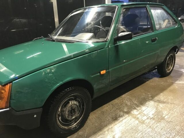 Зеленый ЗАЗ 1102 Таврия, объемом двигателя 1.1 л и пробегом 110 тыс. км за 850 $, фото 1 на Automoto.ua