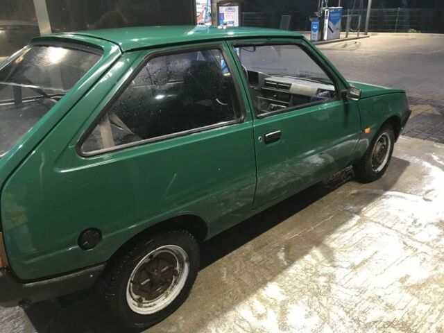 Зеленый ЗАЗ 1102 Таврия, объемом двигателя 1.1 л и пробегом 110 тыс. км за 850 $, фото 5 на Automoto.ua