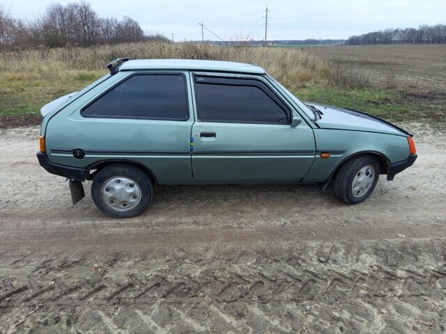 Зеленый ЗАЗ 1102 Таврия, объемом двигателя 1.2 л и пробегом 2 тыс. км за 1100 $, фото 2 на Automoto.ua