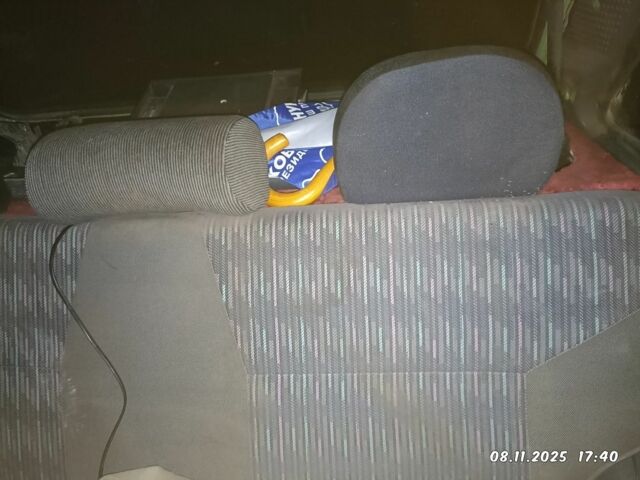 Зелений ЗАЗ 1102 Таврія, об'ємом двигуна 0 л та пробігом 2 тис. км за 471 $, фото 4 на Automoto.ua