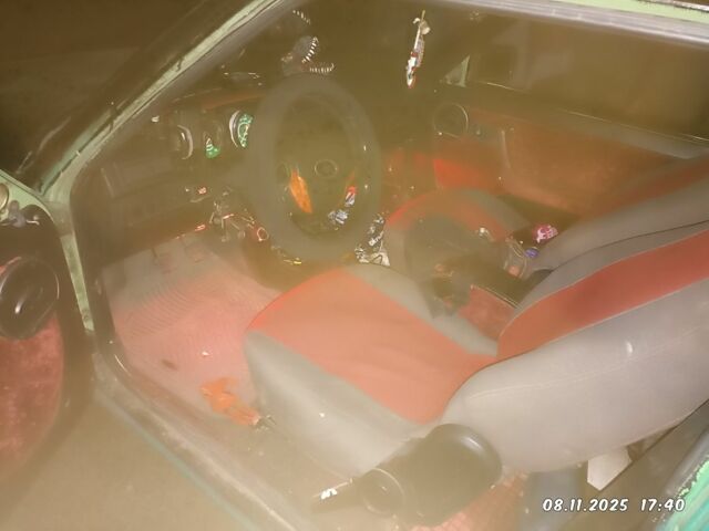 Зелений ЗАЗ 1102 Таврія, об'ємом двигуна 0 л та пробігом 2 тис. км за 471 $, фото 6 на Automoto.ua