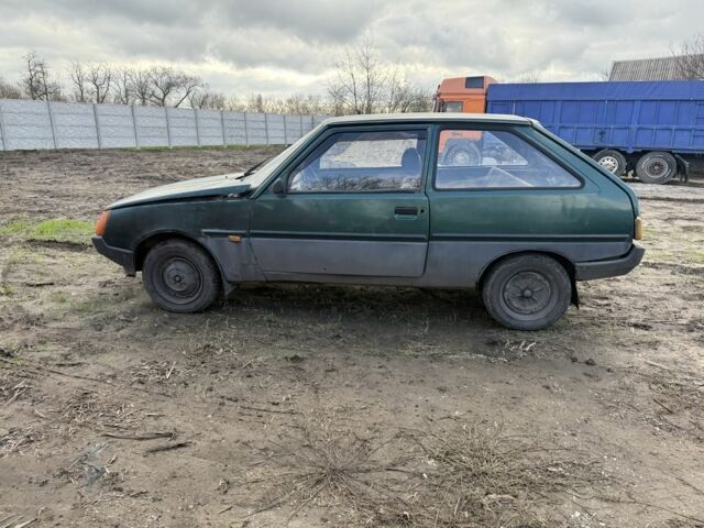 Зеленый ЗАЗ 1102 Таврия, объемом двигателя 1.2 л и пробегом 250 тыс. км за 238 $, фото 1 на Automoto.ua