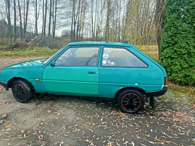 Зелений ЗАЗ 1102 Таврія, об'ємом двигуна 1.1 л та пробігом 89 тис. км за 571 $, фото 3 на Automoto.ua