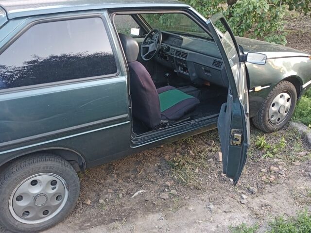 Зеленый ЗАЗ 1102 Таврия, объемом двигателя 1.2 л и пробегом 168 тыс. км за 674 $, фото 7 на Automoto.ua