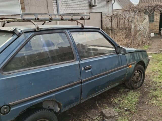 Зеленый ЗАЗ 1102 Таврия, объемом двигателя 1.1 л и пробегом 200 тыс. км за 500 $, фото 1 на Automoto.ua