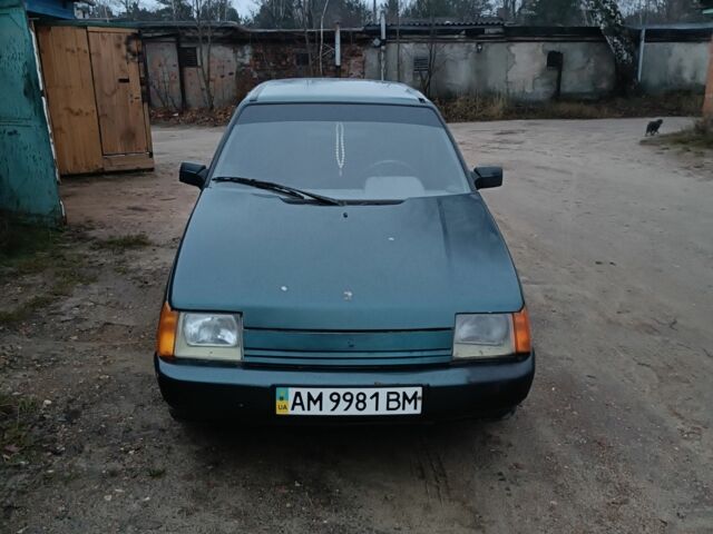 Зеленый ЗАЗ 1102 Таврия, объемом двигателя 1.2 л и пробегом 120 тыс. км за 750 $, фото 6 на Automoto.ua