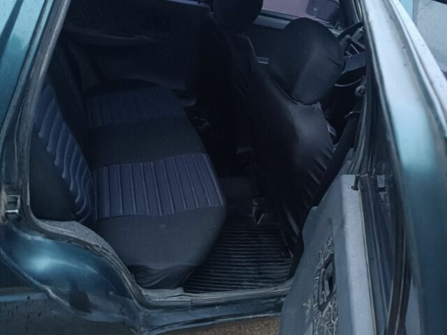 Зеленый ЗАЗ 1102 Таврия, объемом двигателя 1.2 л и пробегом 120 тыс. км за 750 $, фото 2 на Automoto.ua