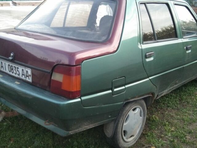 Зеленый ЗАЗ 1102 Таврия, объемом двигателя 0 л и пробегом 129 тыс. км за 300 $, фото 2 на Automoto.ua