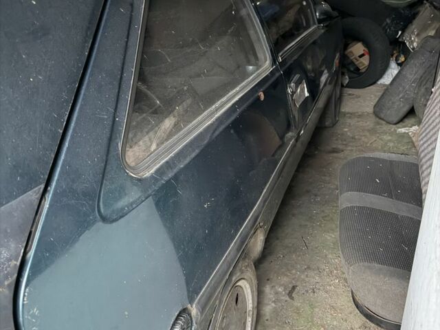 Зеленый ЗАЗ 1102 Таврия, объемом двигателя 1.1 л и пробегом 158 тыс. км за 309 $, фото 1 на Automoto.ua