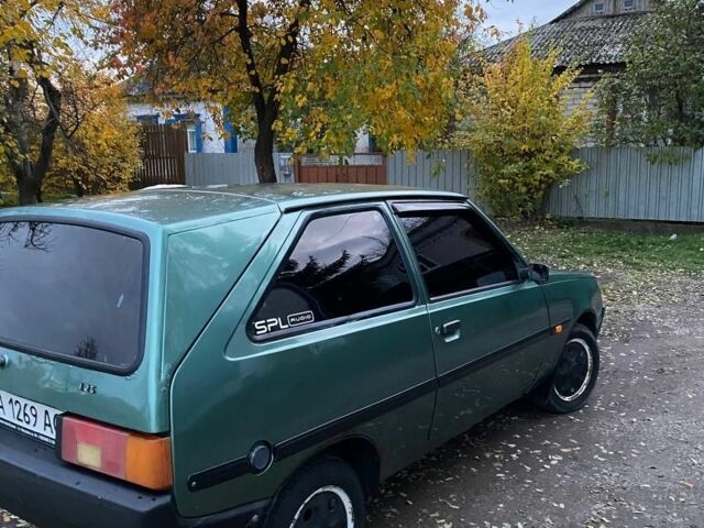 Зелений ЗАЗ 1102 Таврія, об'ємом двигуна 1.2 л та пробігом 152 тис. км за 800 $, фото 2 на Automoto.ua