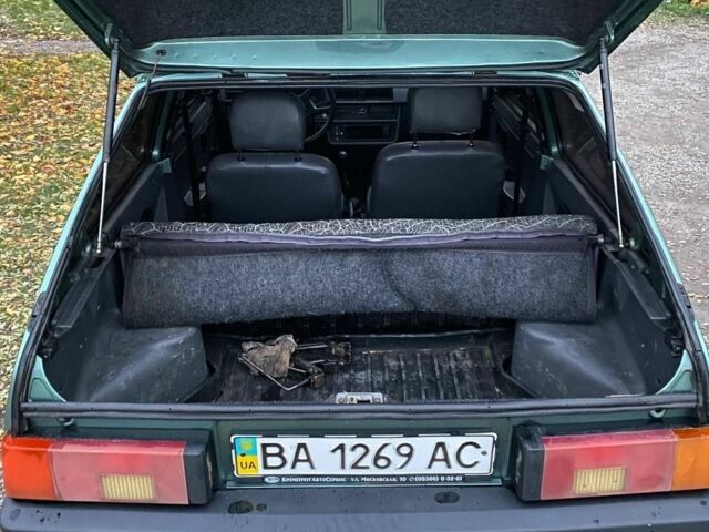 Зелений ЗАЗ 1102 Таврія, об'ємом двигуна 1.2 л та пробігом 152 тис. км за 800 $, фото 12 на Automoto.ua