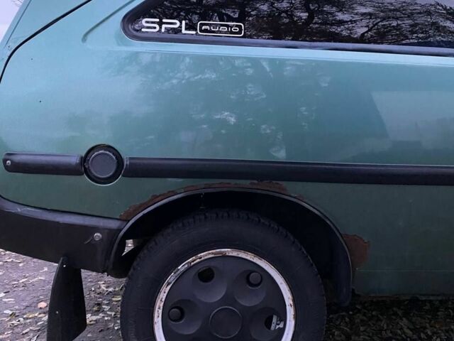 Зелений ЗАЗ 1102 Таврія, об'ємом двигуна 1.2 л та пробігом 152 тис. км за 800 $, фото 6 на Automoto.ua