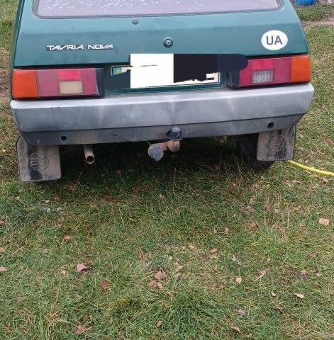 Зеленый ЗАЗ 1102 Таврия, объемом двигателя 0 л и пробегом 84 тыс. км за 1150 $, фото 4 на Automoto.ua