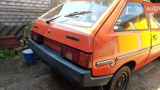 Оранжевый ЗАЗ 1102 Таврия, объемом двигателя 1.1 л и пробегом 147 тыс. км за 750 $, фото 10 на Automoto.ua