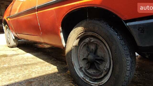 Оранжевый ЗАЗ 1102 Таврия, объемом двигателя 1.1 л и пробегом 147 тыс. км за 750 $, фото 12 на Automoto.ua