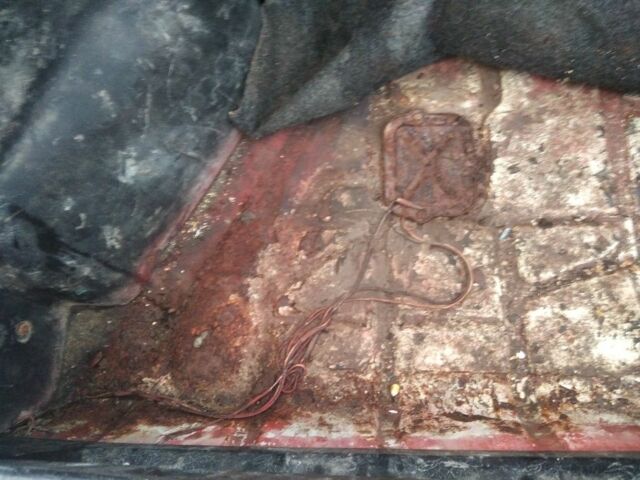 Белый ЗАЗ 1102, объемом двигателя 0 л и пробегом 150 тыс. км за 300 $, фото 14 на Automoto.ua