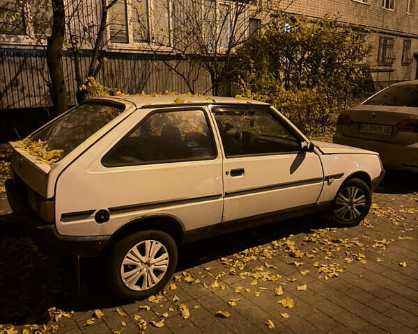 Белый ЗАЗ 1102 Таврія-Нова, объемом двигателя 1.09 л и пробегом 140 тыс. км за 700 $, фото 1 на Automoto.ua