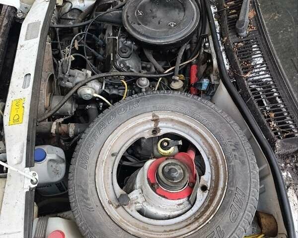 Белый ЗАЗ 1102 Таврія-Нова, объемом двигателя 1 л и пробегом 200 тыс. км за 800 $, фото 4 на Automoto.ua