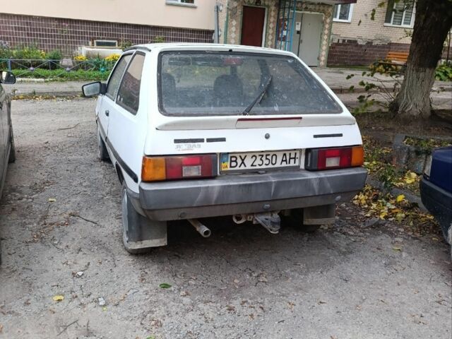 Белый ЗАЗ 1102 Таврия-Нова, объемом двигателя 1 л и пробегом 200 тыс. км за 800 $, фото 4 на Automoto.ua