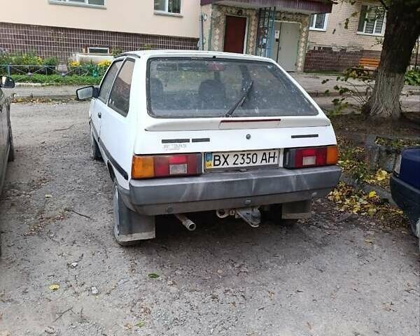 Белый ЗАЗ 1102 Таврія-Нова, объемом двигателя 1 л и пробегом 200 тыс. км за 800 $, фото 2 на Automoto.ua