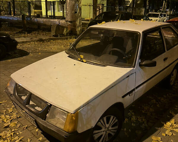 Белый ЗАЗ 1102 Таврія-Нова, объемом двигателя 1.09 л и пробегом 140 тыс. км за 700 $, фото 4 на Automoto.ua