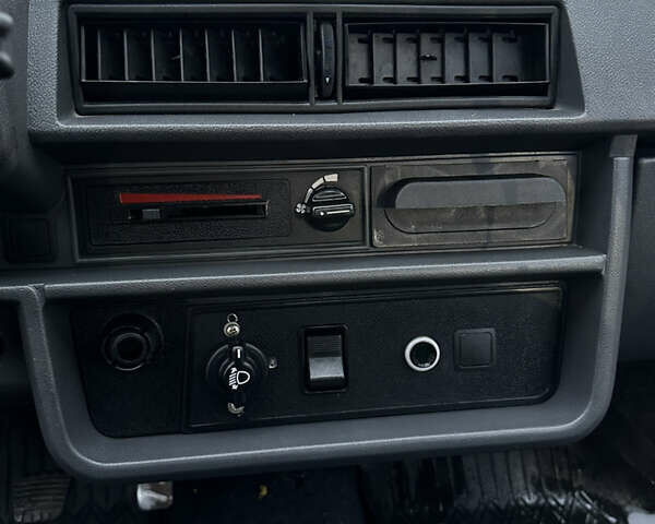 Белый ЗАЗ 1102 Таврія-Нова, объемом двигателя 1.1 л и пробегом 10 тыс. км за 2100 $, фото 7 на Automoto.ua