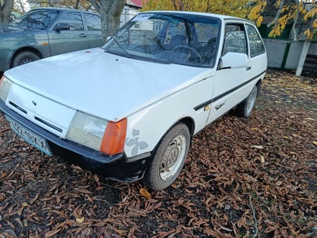 Белый ЗАЗ 1102 Таврия-Нова, объемом двигателя 1.1 л и пробегом 176 тыс. км за 502 $, фото 2 на Automoto.ua