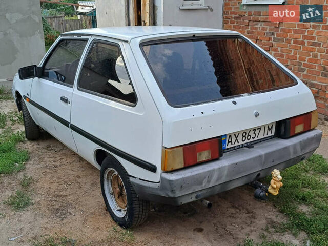 Белый ЗАЗ 1102 Таврія-Нова, объемом двигателя 1.09 л и пробегом 140 тыс. км за 920 $, фото 4 на Automoto.ua