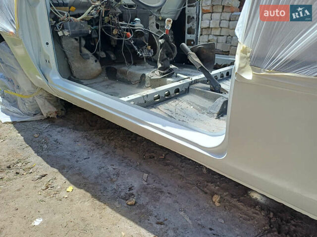 Белый ЗАЗ 1102 Таврія-Нова, объемом двигателя 1.09 л и пробегом 140 тыс. км за 920 $, фото 13 на Automoto.ua