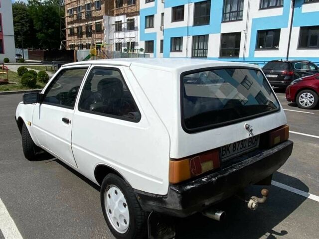 ЗАЗ 1102 Таврия-Нова 2001 в Ровно на Automoto.ua Белый ЗАЗ 1102 Таврия-Нова, объемом двигателя 1.1 л и пробегом 160 тыс. км за 597 $, фото 7 на Automoto.ua