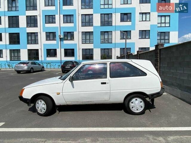 Білий ЗАЗ 1102 Таврія-Нова, об'ємом двигуна 1.1 л та пробігом 160 тис. км за 597 $, фото 3 на Automoto.ua