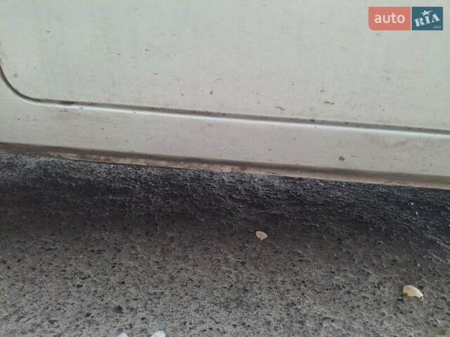 Белый ЗАЗ 1102 Таврія-Нова, объемом двигателя 1.2 л и пробегом 60 тыс. км за 1000 $, фото 1 на Automoto.ua