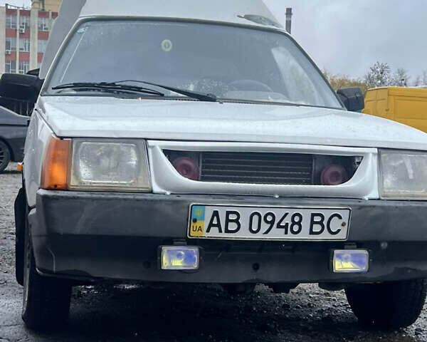 Белый ЗАЗ 1102 Таврія-Нова, объемом двигателя 1.2 л и пробегом 169 тыс. км за 950 $, фото 1 на Automoto.ua