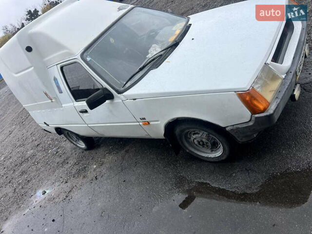 Белый ЗАЗ 1102 Таврія-Нова, объемом двигателя 1.2 л и пробегом 169 тыс. км за 950 $, фото 5 на Automoto.ua