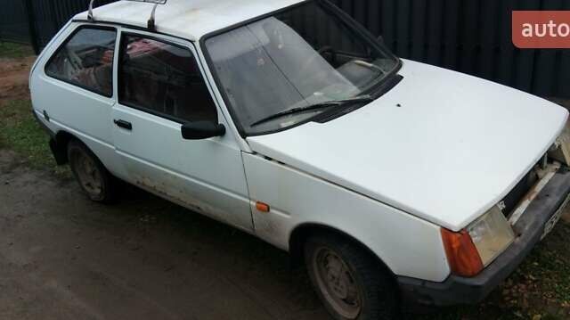 Белый ЗАЗ 1102 Таврія-Нова, объемом двигателя 1.1 л и пробегом 100 тыс. км за 379 $, фото 1 на Automoto.ua