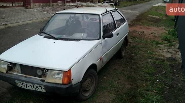Белый ЗАЗ 1102 Таврія-Нова, объемом двигателя 1.1 л и пробегом 100 тыс. км за 379 $, фото 2 на Automoto.ua