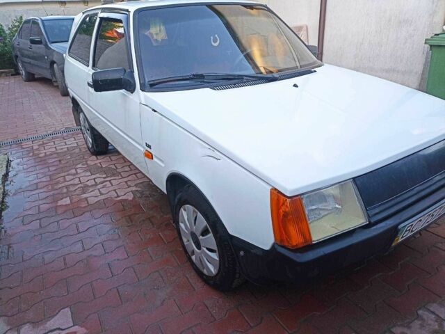 Белый ЗАЗ 1102 Таврия-Нова, объемом двигателя 1.2 л и пробегом 85 тыс. км за 711 $, фото 1 на Automoto.ua