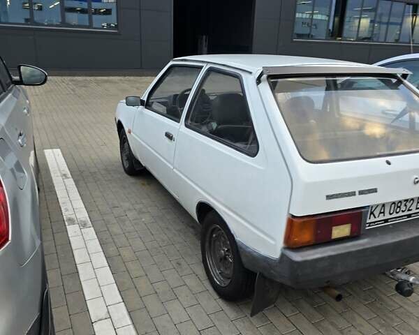 Белый ЗАЗ 1102 Таврія-Нова, объемом двигателя 1.1 л и пробегом 161 тыс. км за 1200 $, фото 4 на Automoto.ua