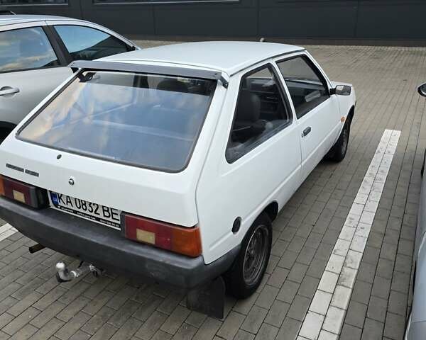 Белый ЗАЗ 1102 Таврія-Нова, объемом двигателя 1.1 л и пробегом 161 тыс. км за 1200 $, фото 5 на Automoto.ua