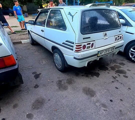 ЗАЗ 1102 Таврия-Нова 2004 у Запоріжжя на Automoto.ua Білий ЗАЗ 1102 Таврия-Нова, об'ємом двигуна 1.1 л та пробігом 100 тис. км за 500 $, фото 1 на Automoto.ua