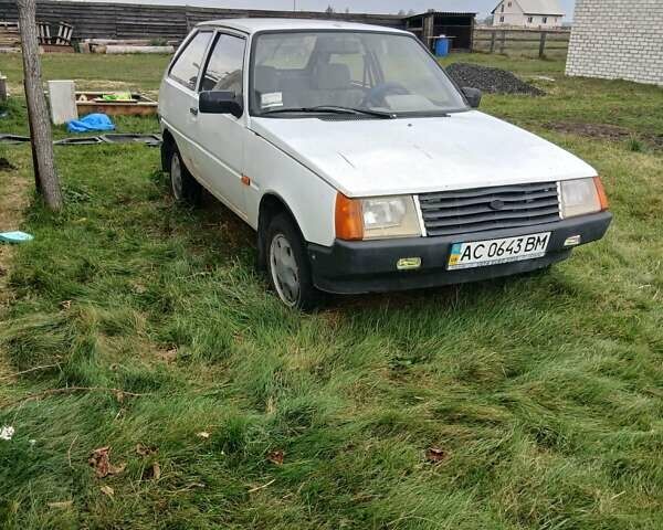 Белый ЗАЗ 1102 Таврія-Нова, объемом двигателя 1.2 л и пробегом 100 тыс. км за 400 $, фото 3 на Automoto.ua