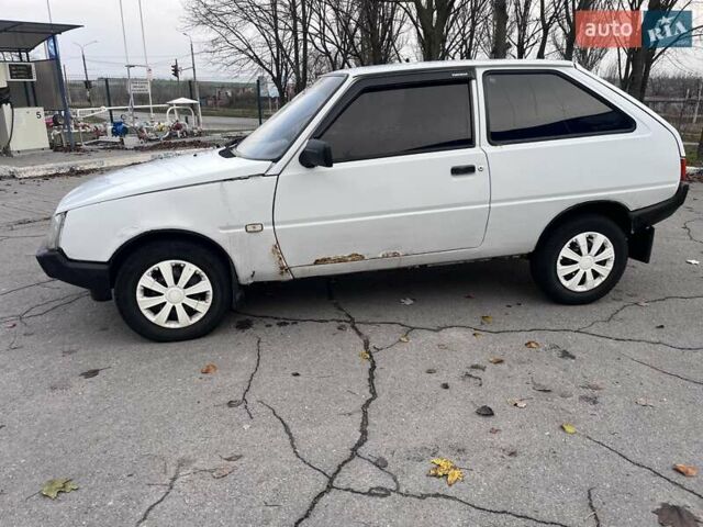 Белый ЗАЗ 1102 Таврія-Нова, объемом двигателя 1.2 л и пробегом 25 тыс. км за 500 $, фото 1 на Automoto.ua