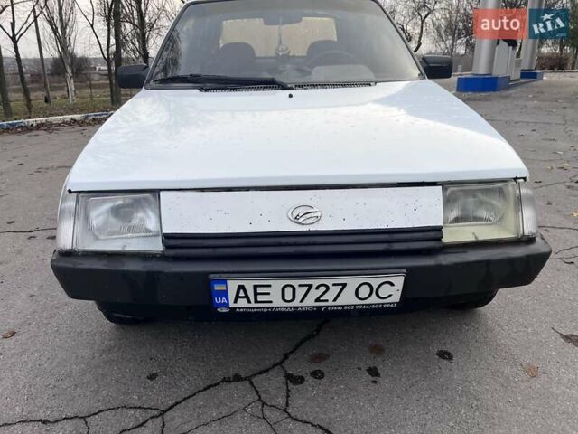 Белый ЗАЗ 1102 Таврія-Нова, объемом двигателя 1.2 л и пробегом 25 тыс. км за 500 $, фото 7 на Automoto.ua