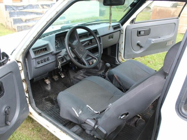 ЗАЗ 1102 Таврия-Нова 2005 в Тернополе на Automoto.ua Белый ЗАЗ 1102 Таврия-Нова, объемом двигателя 1.1 л и пробегом 193 тыс. км за 433 $, фото 7 на Automoto.ua