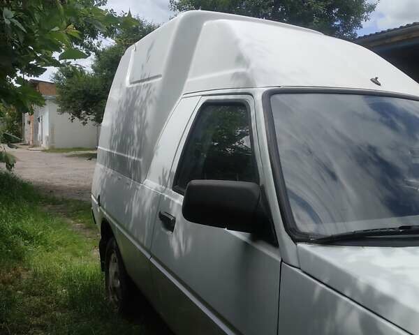 Белый ЗАЗ 1102 Таврія-Нова, объемом двигателя 12 л и пробегом 235 тыс. км за 1100 $, фото 4 на Automoto.ua