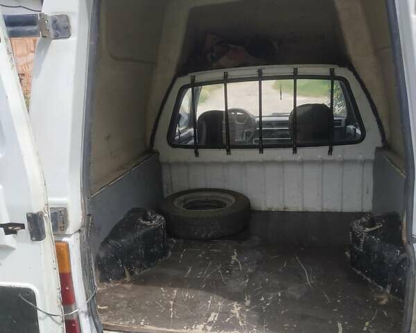 Белый ЗАЗ 1102 Таврія-Нова, объемом двигателя 12 л и пробегом 235 тыс. км за 1100 $, фото 5 на Automoto.ua